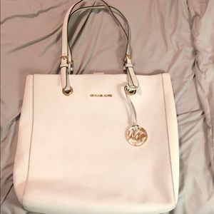 White Michael Kors Tote